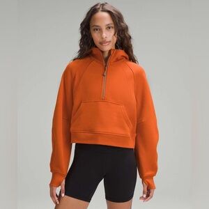 Lululemon Scuba Oversized Half-Zip Hoodie
Burnt Orange M / L